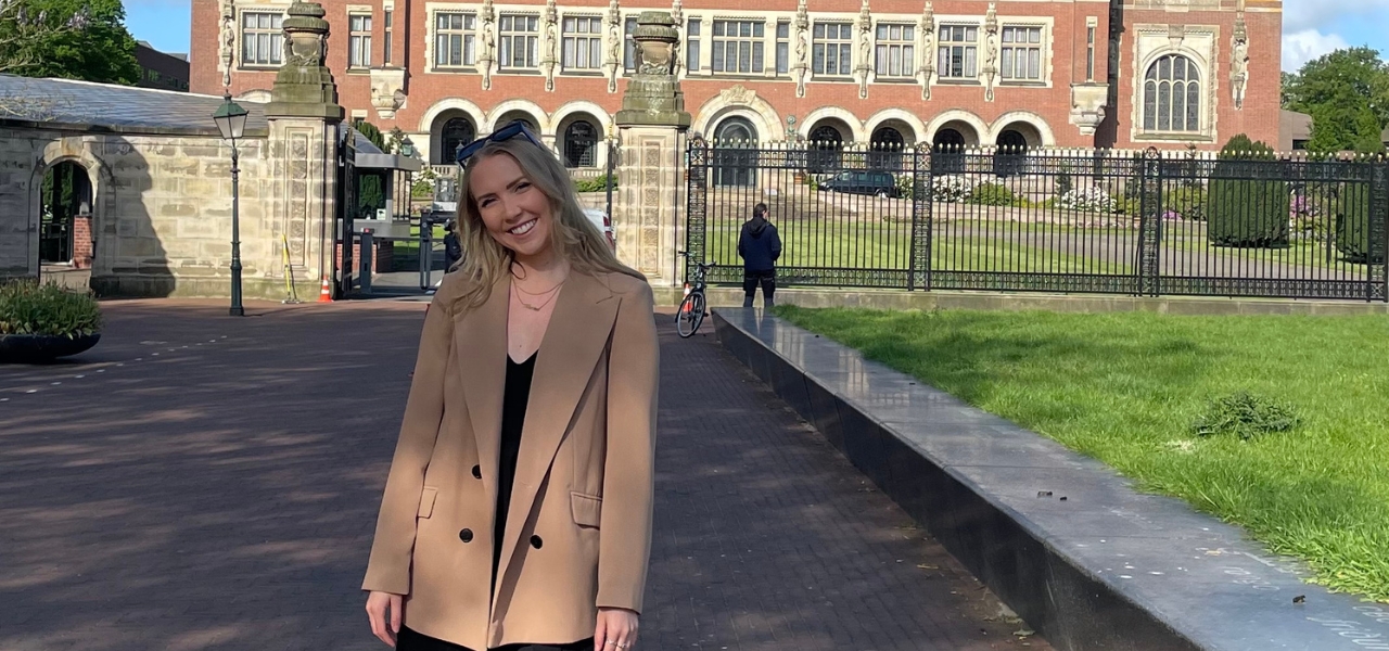 Kirsten Larson- Desktop