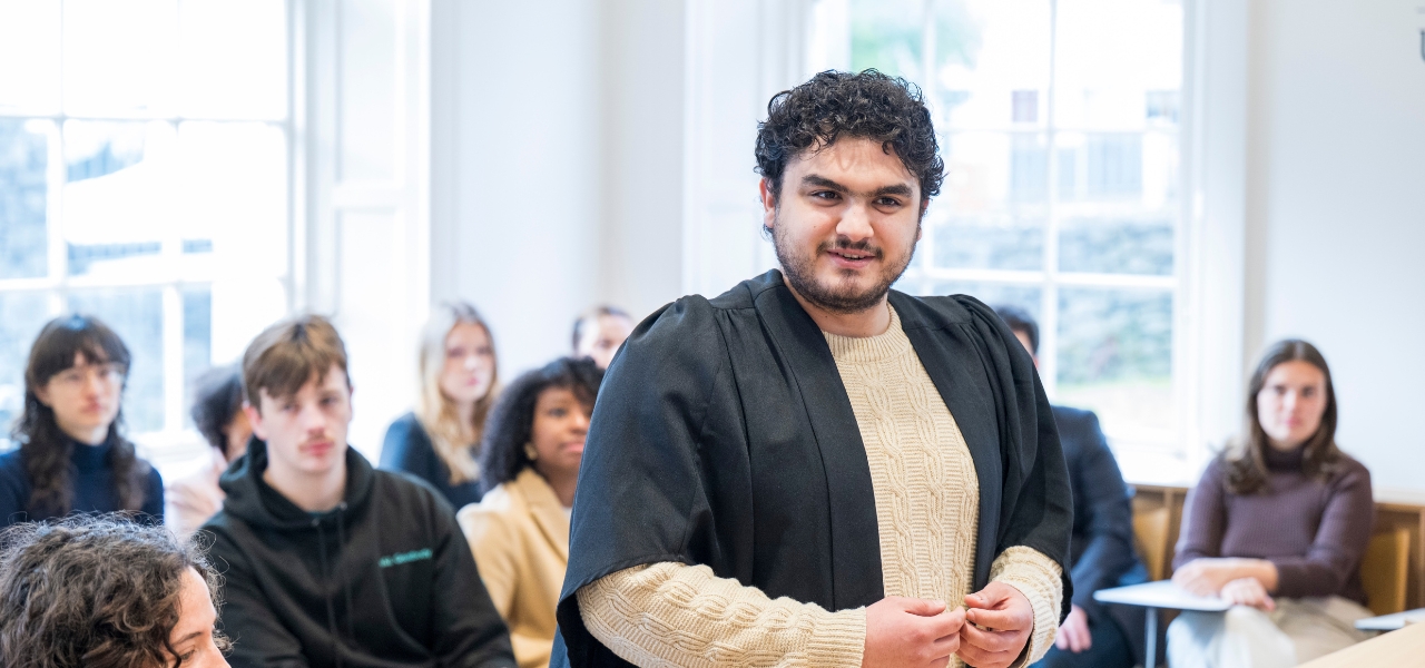 Renato Urtusuastegui- Desktop